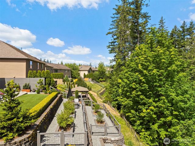 34102 SE Salal Street, Snoqualmie, WA 98065