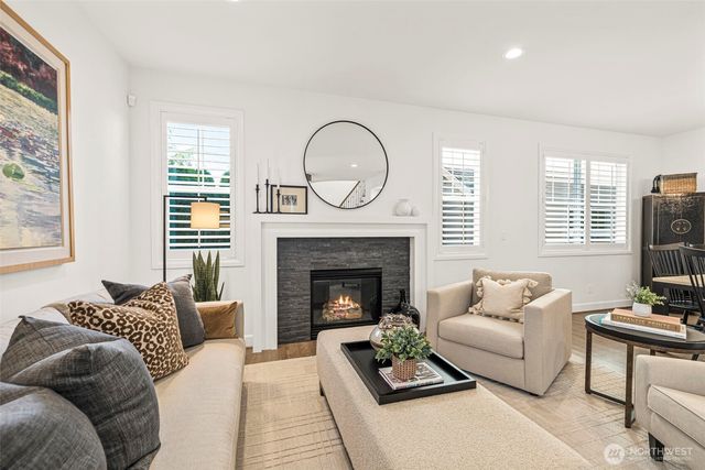 34102 SE Salal Street, Snoqualmie, WA 98065