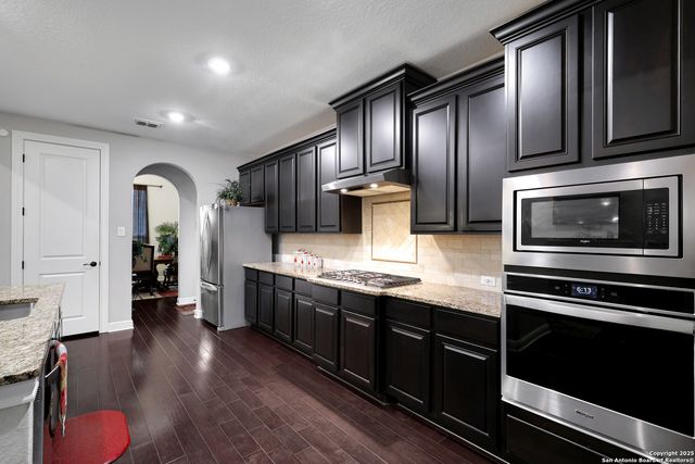 269 Big Bend, Castroville, TX 78009