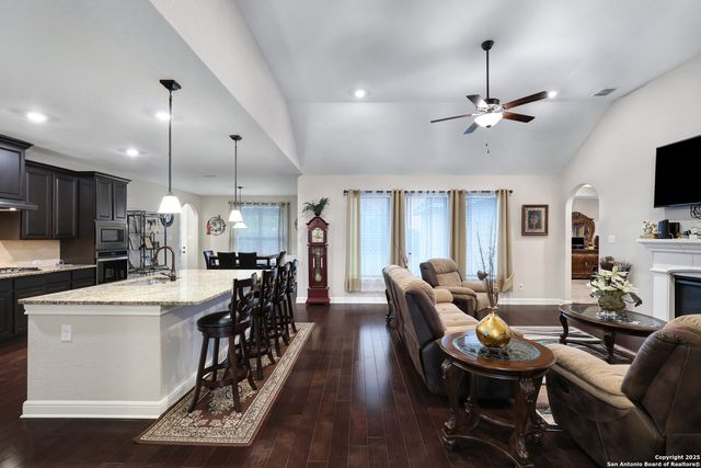 269 Big Bend, Castroville, TX 78009