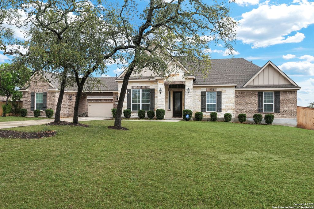 269 Big Bend, Castroville, TX 78009