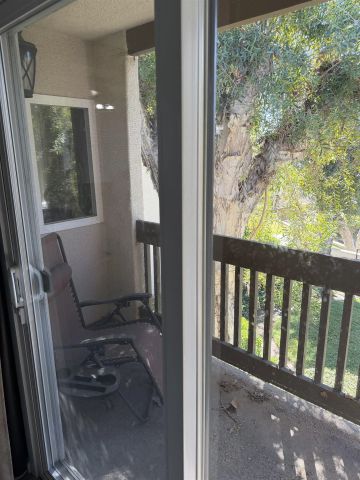 5350 Baltimore Dr 4, La Mesa, CA 91942