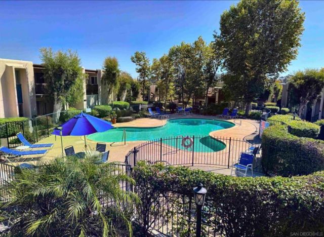 5350 Baltimore Dr 4, La Mesa, CA 91942