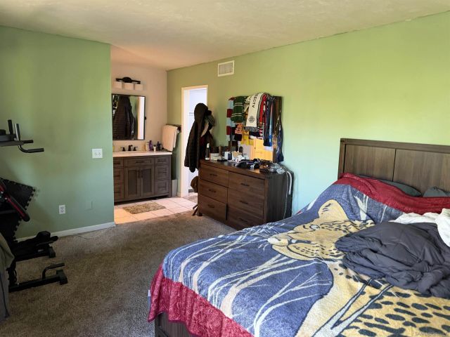 5350 Baltimore Dr 4, La Mesa, CA 91942