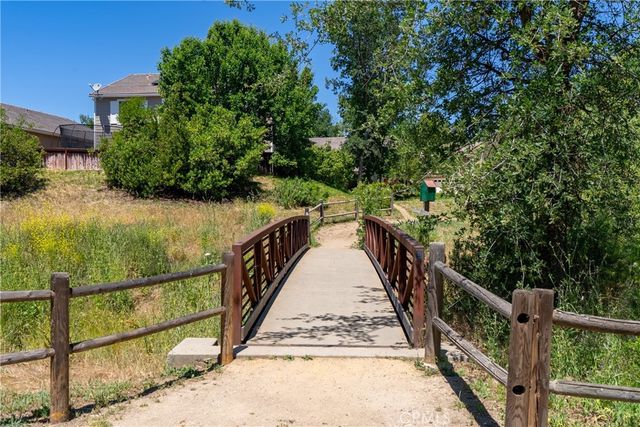 11707 Sinnard Ln, Atascadero, CA 93422