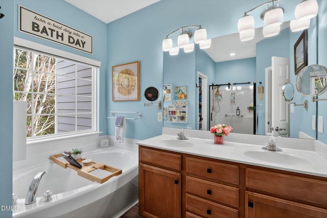 108 Butterbiggins Lane, Apex, NC 27539