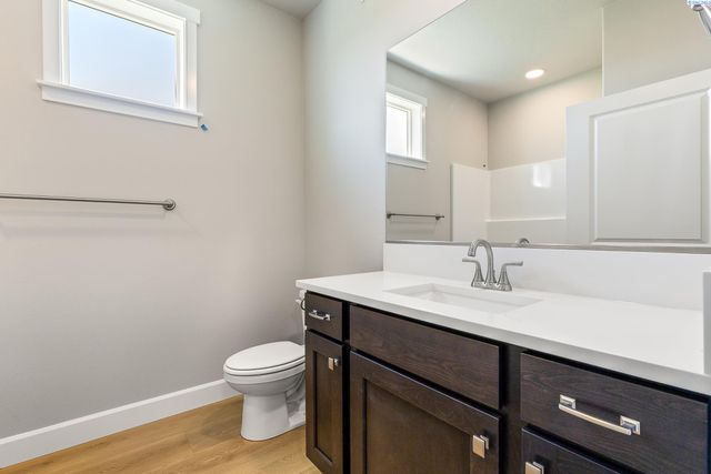 6627 Lazy B Drive, Pasco, WA 98301