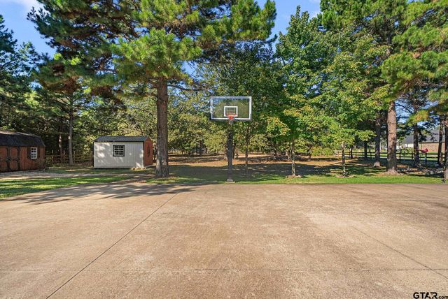 237 County Rd 2321, Mineola, TX 75773