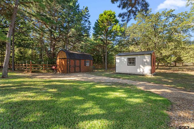 237 County Rd 2321, Mineola, TX 75773