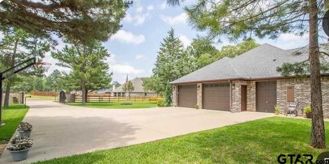 237 County Rd 2321, Mineola, TX 75773
