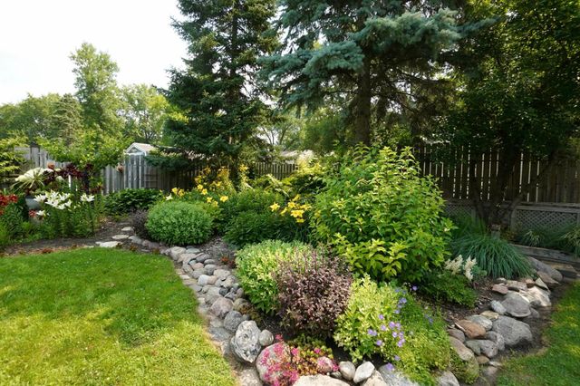 909 16th Street SW, Willmar, MN 56201