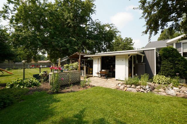 909 16th Street SW, Willmar, MN 56201