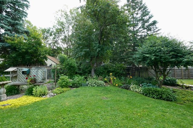909 16th Street SW, Willmar, MN 56201