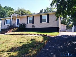 321 Bull Run Dr, Hopewell, VA 23860