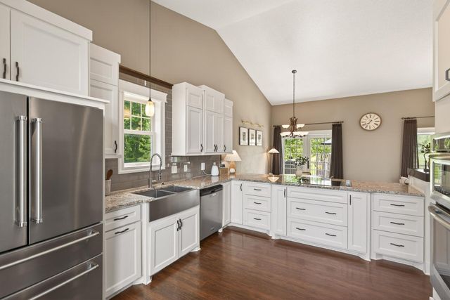 8713 Prestwick Parkway N, Brooklyn Park, MN 55443