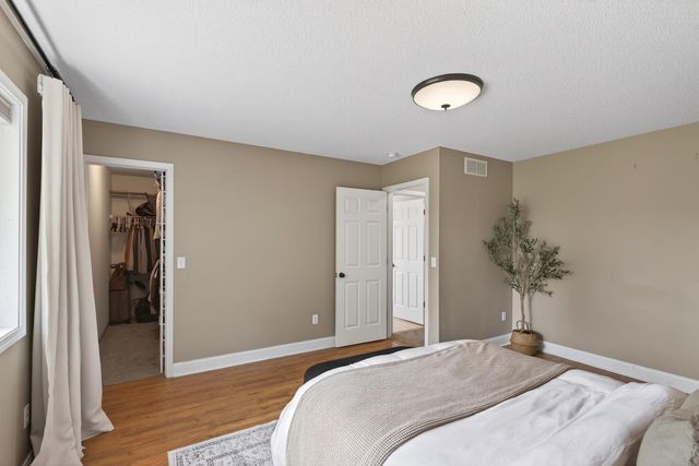 8713 Prestwick Parkway N, Brooklyn Park, MN 55443