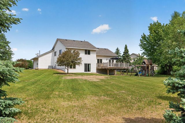8713 Prestwick Parkway N, Brooklyn Park, MN 55443