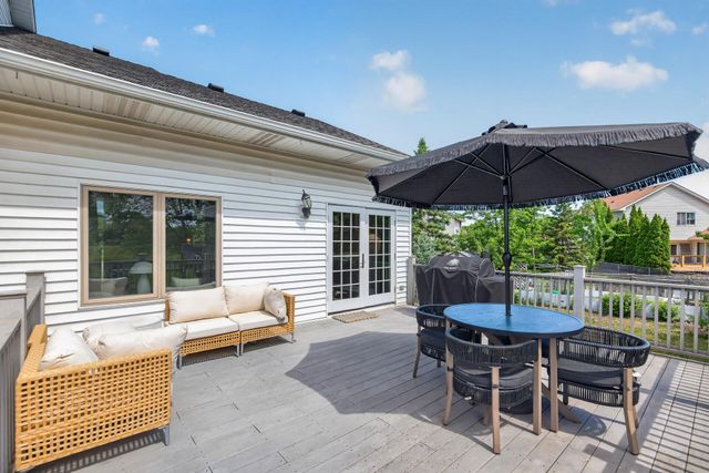 8713 Prestwick Parkway N, Brooklyn Park, MN 55443