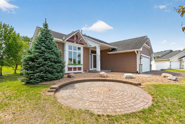 8713 Prestwick Parkway N, Brooklyn Park, MN 55443