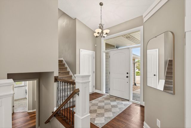 8713 Prestwick Parkway N, Brooklyn Park, MN 55443