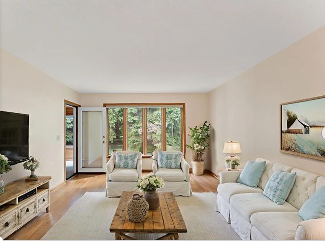 3434 Silver Lane NE, Saint Anthony, MN 55421