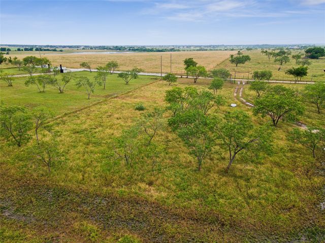 6872 County Road 0040 Road NW, Corsicana, TX 75110