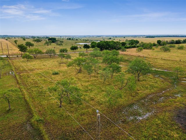 6872 County Road 0040 Road NW, Corsicana, TX 75110