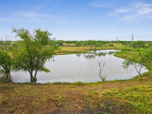 6872 County Road 0040 Road NW, Corsicana, TX 75110