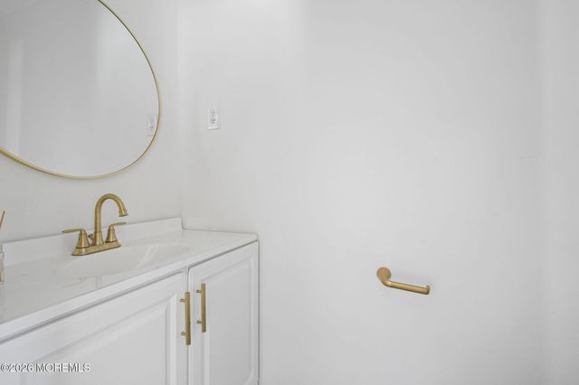 70 Harrington Circle, Willingboro, NJ 08046