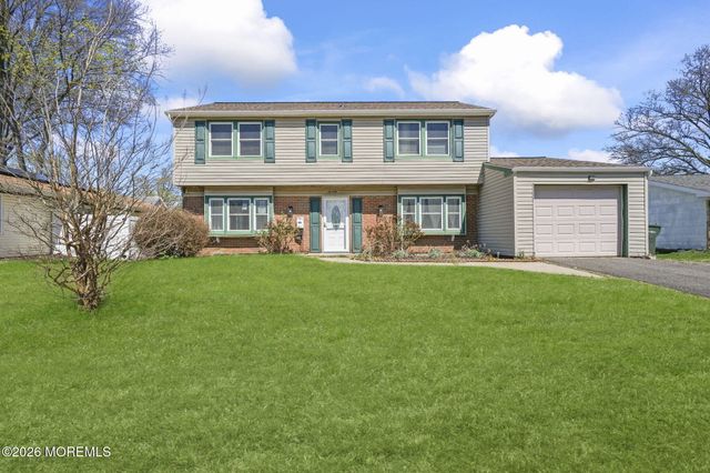 70 Harrington Circle, Willingboro, NJ 08046