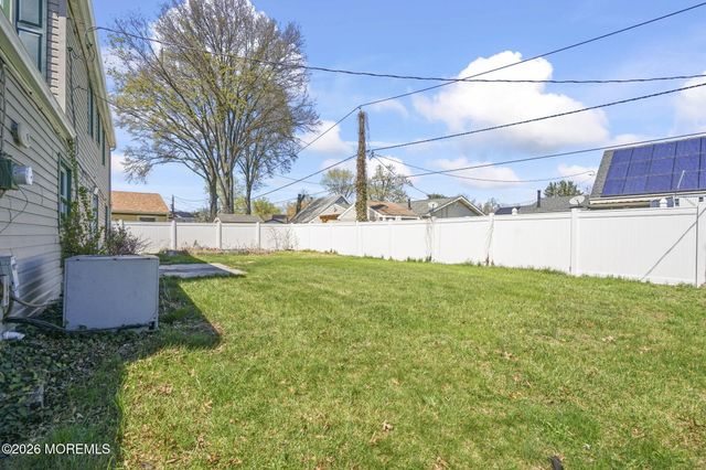 70 Harrington Circle, Willingboro, NJ 08046