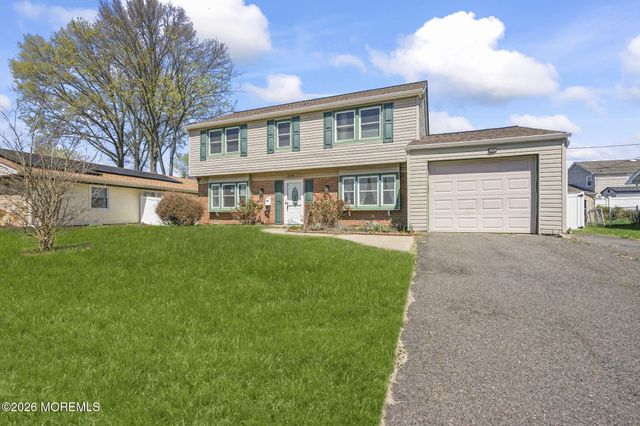 70 Harrington Circle, Willingboro, NJ 08046