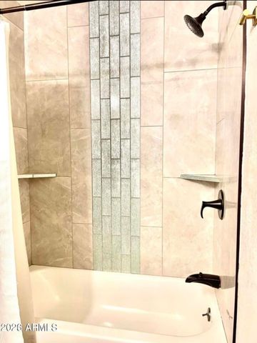 9040 E WINCHCOMB Drive, Scottsdale, AZ 85260