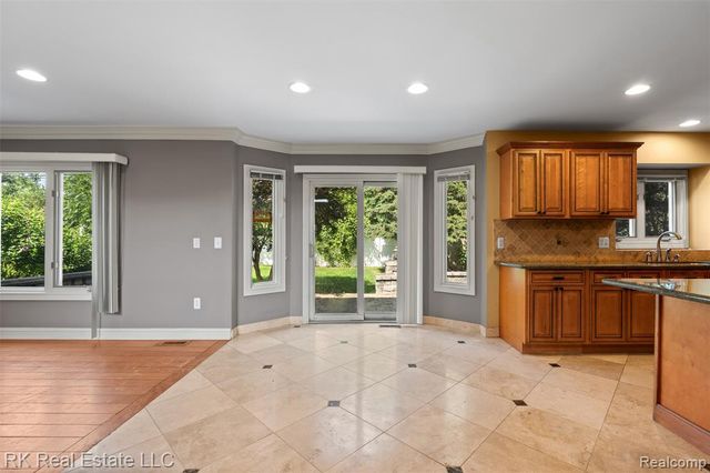 3178 Avalon Road, Rochester Hills, MI 48309