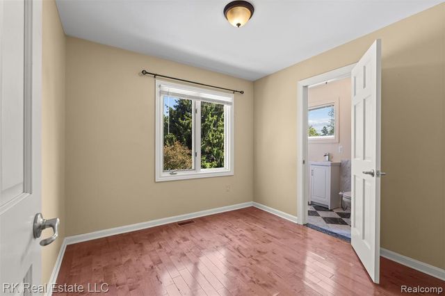 3178 Avalon Road, Rochester Hills, MI 48309
