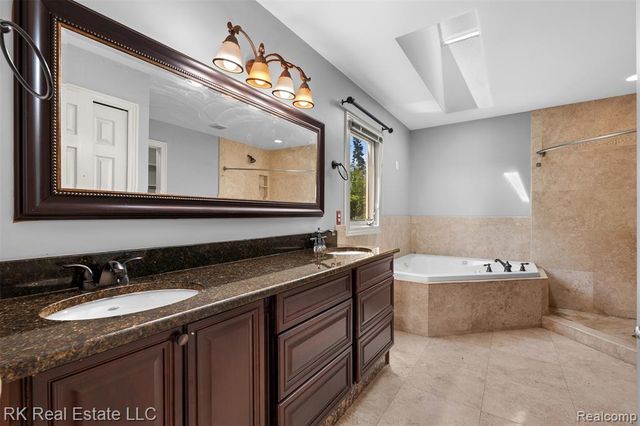 3178 Avalon Road, Rochester Hills, MI 48309