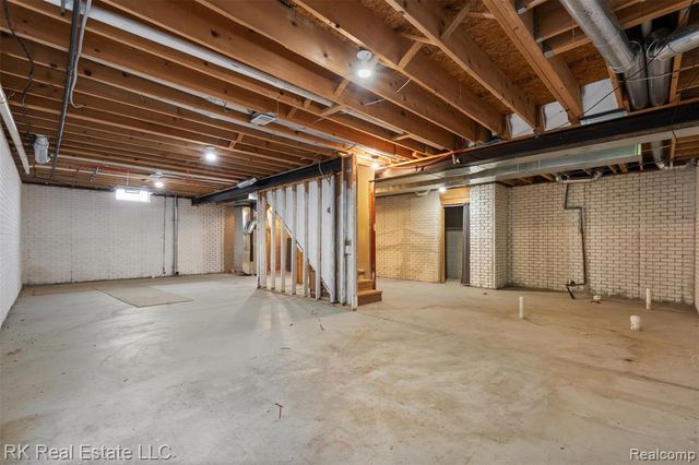 3178 Avalon Road, Rochester Hills, MI 48309