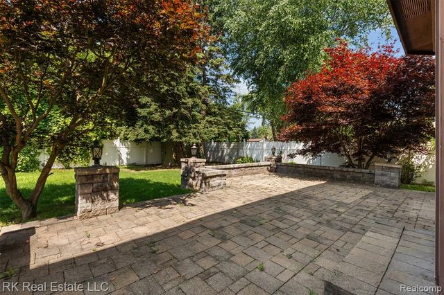 3178 Avalon Road, Rochester Hills, MI 48309