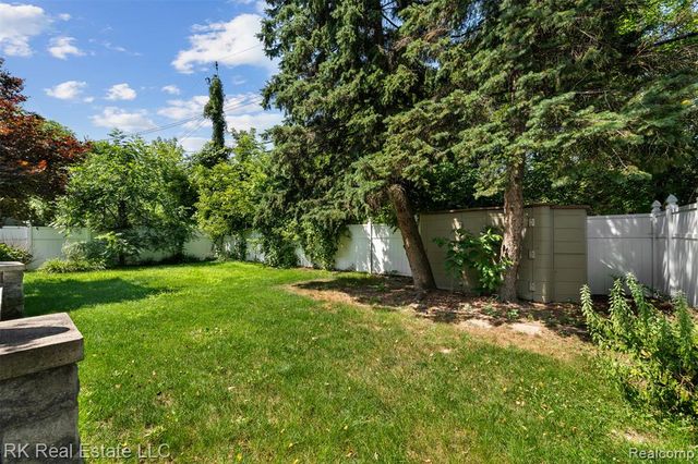 3178 Avalon Road, Rochester Hills, MI 48309