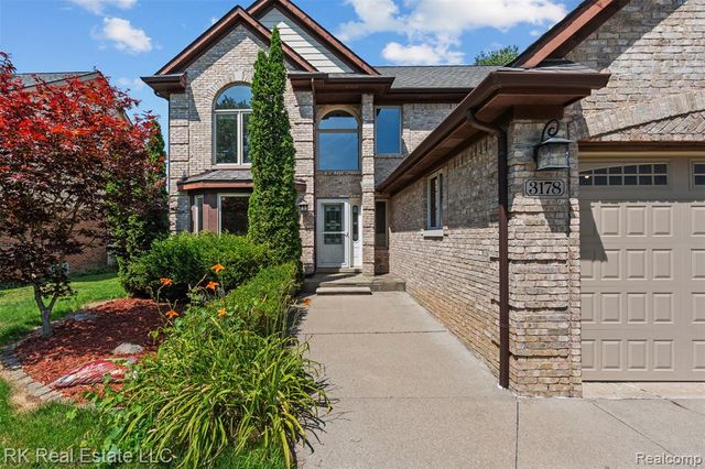 3178 Avalon Road, Rochester Hills, MI 48309