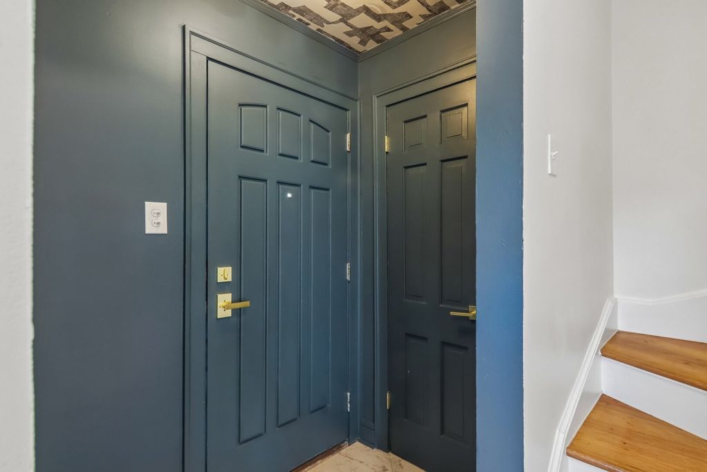 7659 S Hoyne Avenue, Chicago, IL 60620 — photo 4