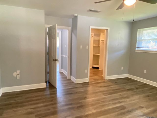 12355 Gebhart Dr, Baton Rouge, LA 70816