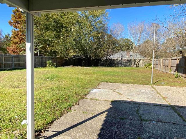 12355 Gebhart Dr, Baton Rouge, LA 70816