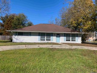 12355 Gebhart Dr, Baton Rouge, LA 70816