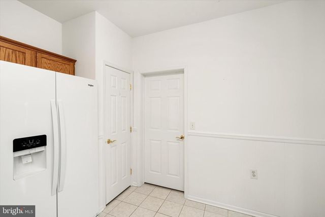 81 MEADOWLARK DR, Hamilton, NJ 08690