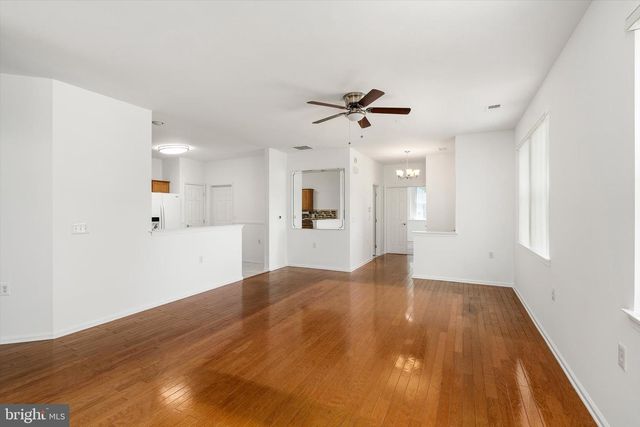 81 MEADOWLARK DR, Hamilton, NJ 08690