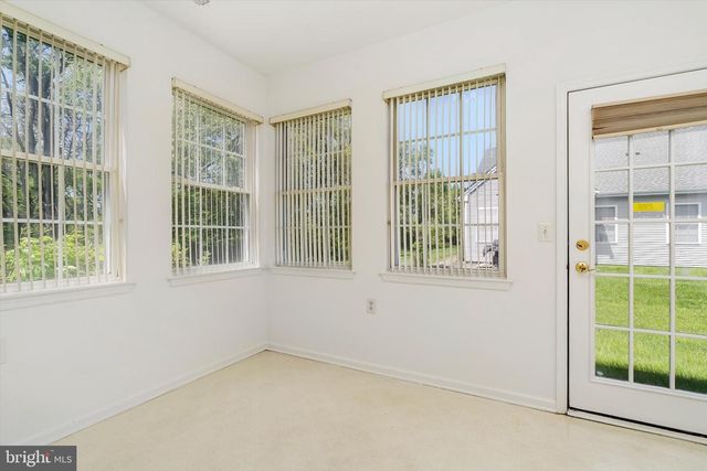 81 MEADOWLARK DR, Hamilton, NJ 08690