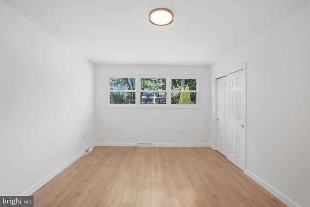 210 NEWTOWN RD, Warminster, PA 18974