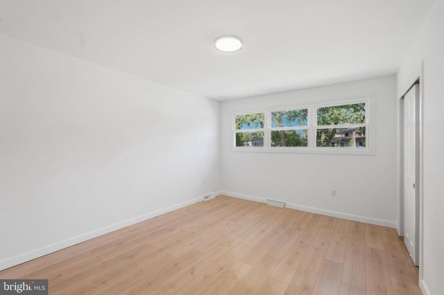 210 NEWTOWN RD, Warminster, PA 18974