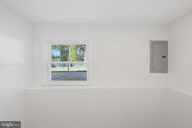 210 NEWTOWN RD, Warminster, PA 18974